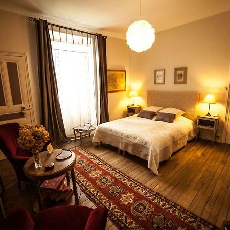 Bed and Breakfast La Pause Angevine Angers Exterior foto