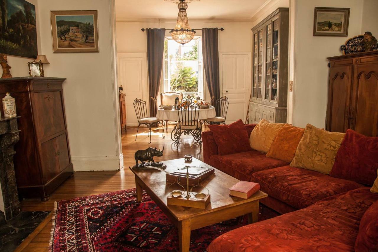 Bed and Breakfast La Pause Angevine Angers Exterior foto