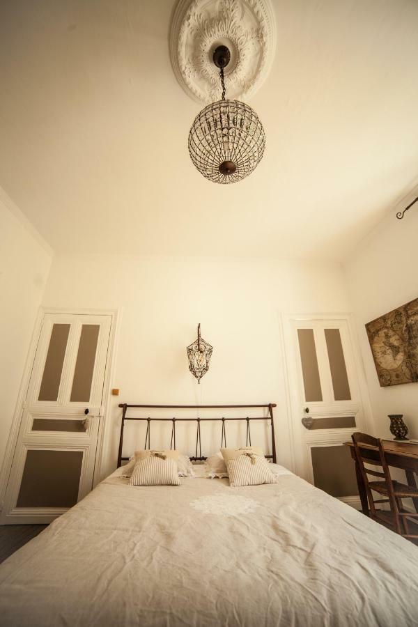 Bed and Breakfast La Pause Angevine Angers Exterior foto